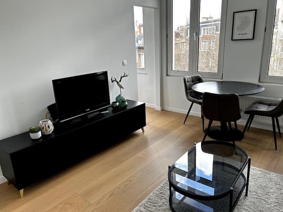 Apartment Near Central Station Antwerpen Ngoại thất bức ảnh